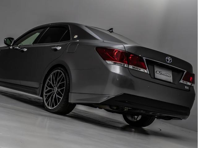 クラウンハイブリッド アスリートＳ　オートサロン出展モデル「プレシャスメタルカスタム」（禁煙車）（サンルーフ）（プレミアムサウンド）パノラミックビュー（黒本革シート）（衝突軽減ブレーキ）（踏み間違い防止機能）車高調（２０インチアルミ）（25枚目）