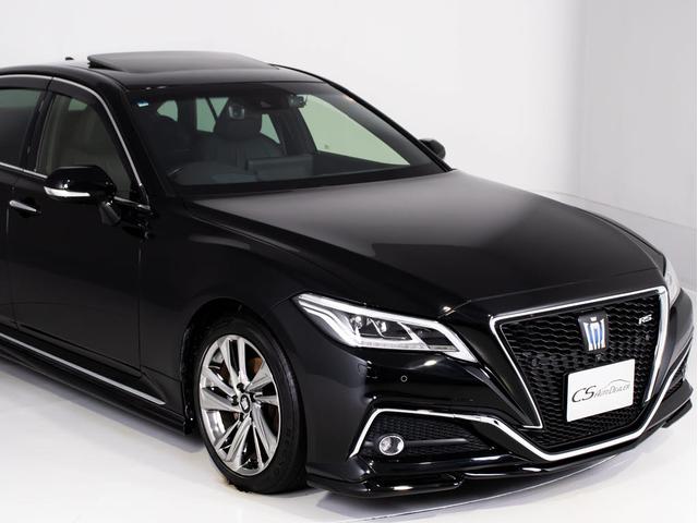 クラウンハイブリッド ＲＳアドバンス　後期型（サンルーフ）（黒本革シート）（パノラミックビューモニター）（セーフティセンス）（デジタルインナーミラー）（フルエアロ）シーケンシャルウィンカー　衝突軽減　踏み間違い防止　車線逸脱抑制ＬＴＡ（24枚目）