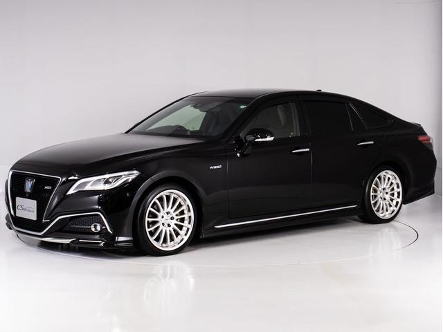 クラウンハイブリッド ＲＳアドバンス　（禁煙車）（黒本革シート）（パノラミックビューモニター）（マーベリック１９インチアルミ）（ＴＲＤエアロ）（セーフティパッケージプラス）衝突軽減ブレーキ　踏み間違い防止機能　車線逸脱抑制ＬＴＡ（17枚目）