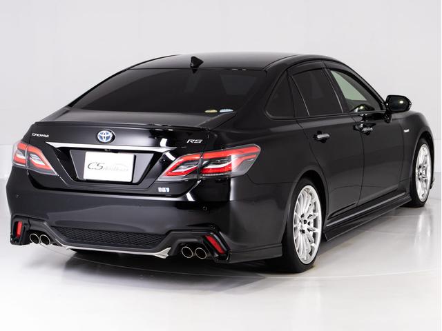 クラウンハイブリッド ＲＳアドバンス　（禁煙車）（黒本革シート）（パノラミックビューモニター）（マーベリック１９インチアルミ）（ＴＲＤエアロ）（セーフティパッケージプラス）衝突軽減ブレーキ　踏み間違い防止機能　車線逸脱抑制ＬＴＡ（20枚目）