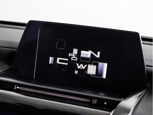 クラウンハイブリッド ＲＳアドバンス　（禁煙車）（黒本革シート）（パノラミックビューモニター）（マーベリック１９インチアルミ）（ＴＲＤエアロ）（セーフティパッケージプラス）衝突軽減ブレーキ　踏み間違い防止機能　車線逸脱抑制ＬＴＡ（48枚目）