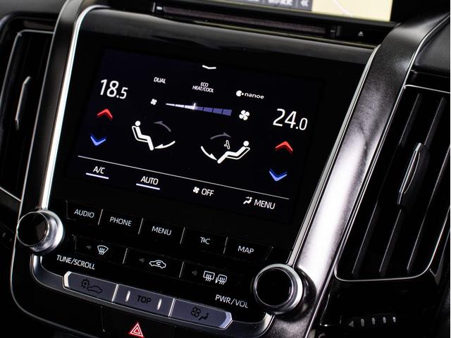 クラウンハイブリッド ＲＳアドバンス　（禁煙車）（黒本革シート）（パノラミックビューモニター）（マーベリック１９インチアルミ）（ＴＲＤエアロ）（セーフティパッケージプラス）衝突軽減ブレーキ　踏み間違い防止機能　車線逸脱抑制ＬＴＡ（49枚目）