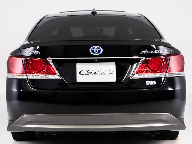 クラウンハイブリッド アスリートＳ　（サンルーフ）（黒本革シート）（オプション１８インチアルミ）（新品タイヤ）エアシート　シートヒーター　ステアリングヒーター　Ｂｌｕｅｔｏｏｔｈ対応　レギュラーガソリン仕様　ＨＤＤマルチ　バックカメラ（16枚目）