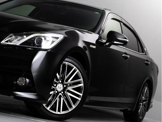 クラウンハイブリッド アスリートＳ　（サンルーフ）（黒本革シート）（オプション１８インチアルミ）（新品タイヤ）エアシート　シートヒーター　ステアリングヒーター　Ｂｌｕｅｔｏｏｔｈ対応　レギュラーガソリン仕様　ＨＤＤマルチ　バックカメラ（24枚目）