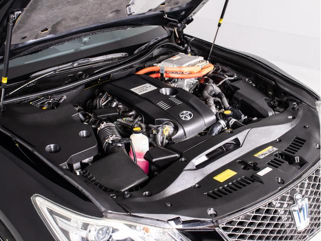 クラウンハイブリッド アスリートＳ　（サンルーフ）（黒本革シート）（オプション１８インチアルミ）（新品タイヤ）エアシート　シートヒーター　ステアリングヒーター　Ｂｌｕｅｔｏｏｔｈ対応　レギュラーガソリン仕様　ＨＤＤマルチ　バックカメラ（30枚目）