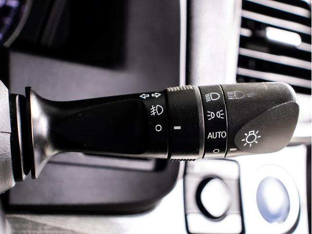 クラウンハイブリッド アスリートＳ　（サンルーフ）（黒本革シート）（オプション１８インチアルミ）（新品タイヤ）エアシート　シートヒーター　ステアリングヒーター　Ｂｌｕｅｔｏｏｔｈ対応　レギュラーガソリン仕様　ＨＤＤマルチ　バックカメラ（42枚目）