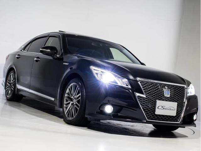 クラウンハイブリッド アスリートＧ　（禁煙車）（サンルーフ）（黒本革シート）（オプション１８インチアルミ）（衝突軽減ブレーキ）（踏み間違い防止機能）レーダークルーズ　アダプティブハイビーム　シートメモリー　エアシート　Ｂｌｕｅｔｏｏｔｈ（21枚目）