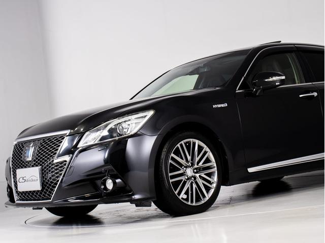 クラウンハイブリッド アスリートＧ　（禁煙車）（サンルーフ）（黒本革シート）（オプション１８インチアルミ）（衝突軽減ブレーキ）（踏み間違い防止機能）レーダークルーズ　アダプティブハイビーム　シートメモリー　エアシート　Ｂｌｕｅｔｏｏｔｈ（23枚目）