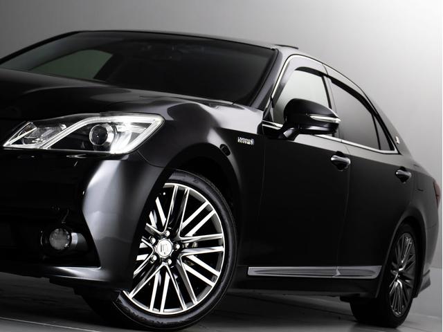 クラウンハイブリッド アスリートＧ　（禁煙車）（サンルーフ）（黒本革シート）（オプション１８インチアルミ）（衝突軽減ブレーキ）（踏み間違い防止機能）レーダークルーズ　アダプティブハイビーム　シートメモリー　エアシート　Ｂｌｕｅｔｏｏｔｈ（26枚目）