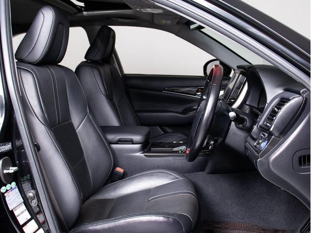 クラウンハイブリッド アスリートＧ　（禁煙車）（サンルーフ）（黒本革シート）（オプション１８インチアルミ）（衝突軽減ブレーキ）（踏み間違い防止機能）レーダークルーズ　アダプティブハイビーム　シートメモリー　エアシート　Ｂｌｕｅｔｏｏｔｈ（37枚目）