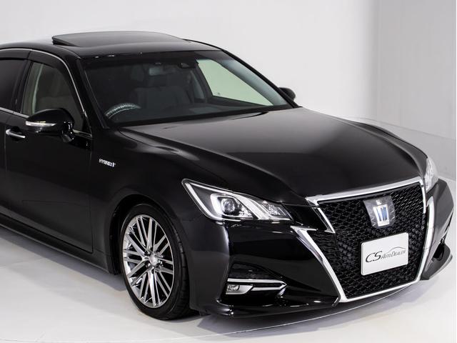 クラウンハイブリッド アスリートＳ　（サンルーフ）（黒本革シート）（オプション１８インチアルミ）（トヨタセーフティセンス）衝突軽減ブレーキ　踏み間違い防止機能　車線逸脱抑制ＬＤＡ　オートマチックハイビーム　ＢＬｕｅｔｏｏｔｈ　ＳＤマルチ（6枚目）