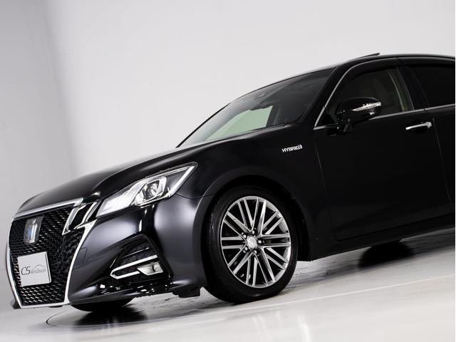 クラウンハイブリッド アスリートＳ　（サンルーフ）（黒本革シート）（オプション１８インチアルミ）（トヨタセーフティセンス）衝突軽減ブレーキ　踏み間違い防止機能　車線逸脱抑制ＬＤＡ　オートマチックハイビーム　ＢＬｕｅｔｏｏｔｈ　ＳＤマルチ（20枚目）