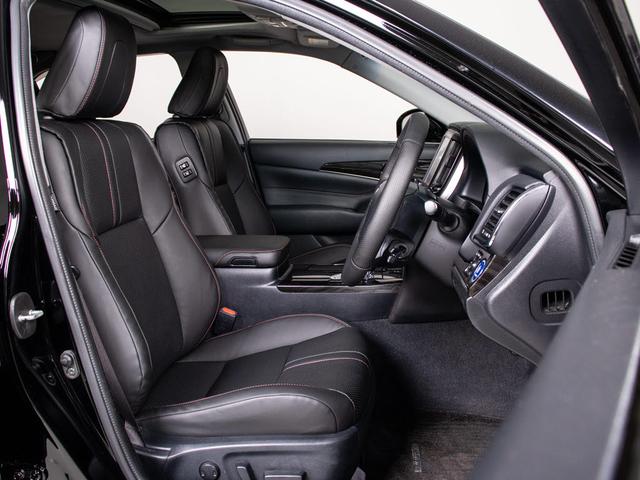 クラウンハイブリッド アスリートＳ　（サンルーフ）（黒本革シート）（オプション１８インチアルミ）（トヨタセーフティセンス）衝突軽減ブレーキ　踏み間違い防止機能　車線逸脱抑制ＬＤＡ　オートマチックハイビーム　ＢＬｕｅｔｏｏｔｈ　ＳＤマルチ（30枚目）