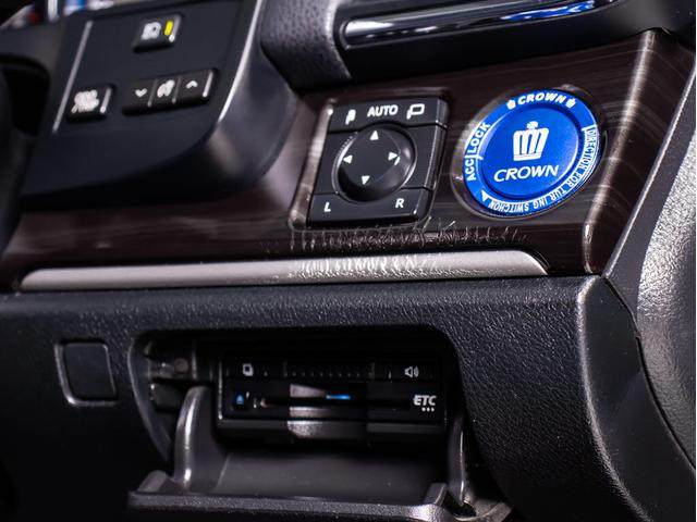 クラウンハイブリッド アスリートＳ　（サンルーフ）（黒本革シート）（オプション１８インチアルミ）（トヨタセーフティセンス）衝突軽減ブレーキ　踏み間違い防止機能　車線逸脱抑制ＬＤＡ　オートマチックハイビーム　ＢＬｕｅｔｏｏｔｈ　ＳＤマルチ（40枚目）