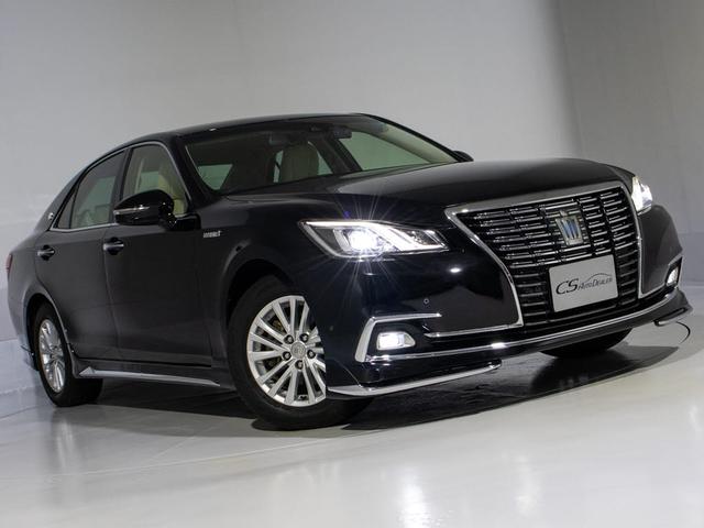 クラウンハイブリッド ロイヤルサルーン　後期型（禁煙車）（フルエアロ）（記録簿８枚）（トヨタセーフティセンス）衝突軽減ブレーキ　踏み間違い防止機能　車線逸脱抑制ＬＤＡ　オートマチックハイビーム　レーダークルーズ　Ｂｌｕｅｔｏｏｔｈ対応（16枚目）