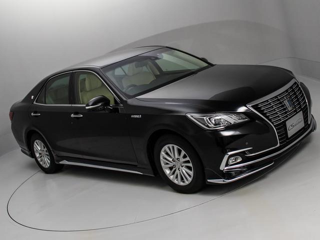 クラウンハイブリッド ロイヤルサルーン　後期型（禁煙車）（フルエアロ）（記録簿８枚）（トヨタセーフティセンス）衝突軽減ブレーキ　踏み間違い防止機能　車線逸脱抑制ＬＤＡ　オートマチックハイビーム　レーダークルーズ　Ｂｌｕｅｔｏｏｔｈ対応（22枚目）