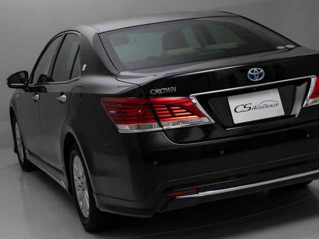 クラウンハイブリッド ロイヤルサルーン　後期型（禁煙車）（フルエアロ）（記録簿８枚）（トヨタセーフティセンス）衝突軽減ブレーキ　踏み間違い防止機能　車線逸脱抑制ＬＤＡ　オートマチックハイビーム　レーダークルーズ　Ｂｌｕｅｔｏｏｔｈ対応（25枚目）