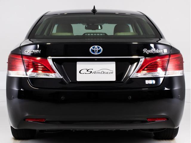 クラウンハイブリッド ロイヤルサルーンＧ　（禁煙車）（フラクセン本革シート）（衝突軽減ブレーキ）（踏み間違い防止機能）レーダークルーズ　エアシート　シートヒーター　Ｂｌｕｅｔｏｏｔｈ対応　レギュラーガソリン仕様　アダプティブハイビーム（17枚目）
