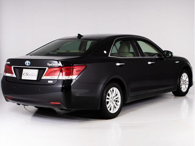 クラウンハイブリッド ロイヤルサルーンＧ　（禁煙車）（フラクセン本革シート）（衝突軽減ブレーキ）（踏み間違い防止機能）レーダークルーズ　エアシート　シートヒーター　Ｂｌｕｅｔｏｏｔｈ対応　レギュラーガソリン仕様　アダプティブハイビーム（18枚目）