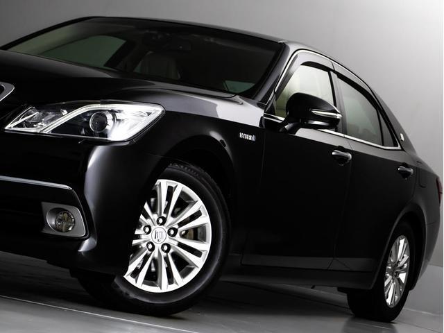 クラウンハイブリッド ロイヤルサルーンＧ　（禁煙車）（フラクセン本革シート）（衝突軽減ブレーキ）（踏み間違い防止機能）レーダークルーズ　エアシート　シートヒーター　Ｂｌｕｅｔｏｏｔｈ対応　レギュラーガソリン仕様　アダプティブハイビーム（25枚目）