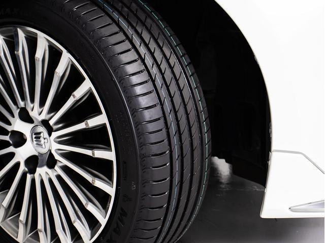 クラウンマジェスタ Ｆバージョン　リアモニター　後期型（黒本革シート）（オプション１８インチアルミ）（フルエアロ）（点検記録簿６枚）衝突軽減ブレーキ　踏み間違い防止機能　レーダークルーズ　ＢＳＭ　イージークローザー　パーキングアシスト（7枚目）