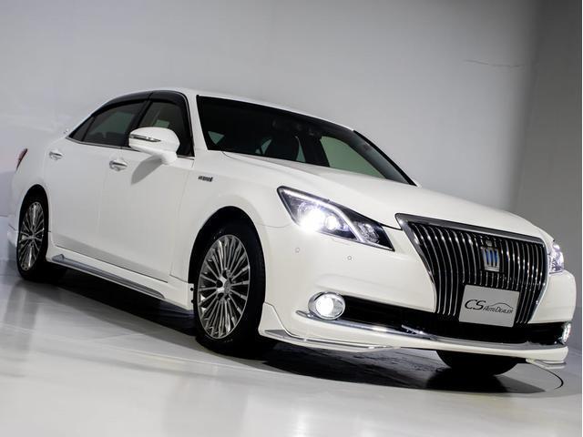 クラウンマジェスタ Ｆバージョン　リアモニター　後期型（黒本革シート）（オプション１８インチアルミ）（フルエアロ）（点検記録簿６枚）衝突軽減ブレーキ　踏み間違い防止機能　レーダークルーズ　ＢＳＭ　イージークローザー　パーキングアシスト（21枚目）