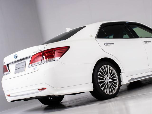 クラウンマジェスタ Ｆバージョン　リアモニター　後期型（黒本革シート）（オプション１８インチアルミ）（フルエアロ）（点検記録簿６枚）衝突軽減ブレーキ　踏み間違い防止機能　レーダークルーズ　ＢＳＭ　イージークローザー　パーキングアシスト（24枚目）