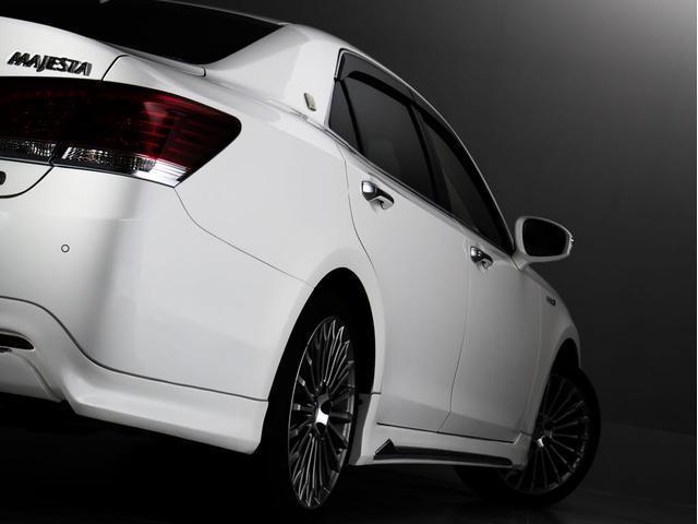 クラウンマジェスタ Ｆバージョン　リアモニター　後期型（黒本革シート）（オプション１８インチアルミ）（フルエアロ）（点検記録簿６枚）衝突軽減ブレーキ　踏み間違い防止機能　レーダークルーズ　ＢＳＭ　イージークローザー　パーキングアシスト（27枚目）