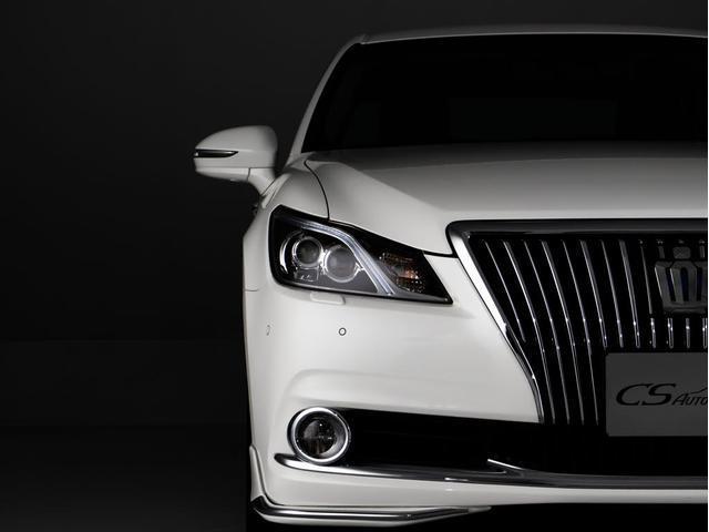 クラウンマジェスタ Ｆバージョン　リアモニター　後期型（黒本革シート）（オプション１８インチアルミ）（フルエアロ）（点検記録簿６枚）衝突軽減ブレーキ　踏み間違い防止機能　レーダークルーズ　ＢＳＭ　イージークローザー　パーキングアシスト（28枚目）