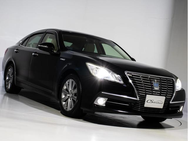 クラウンハイブリッド ロイヤルサルーンG (禁煙車)(パノラミックビューモニター)(フラクセン本革シート)(衝突軽減ブレーキ)(踏み間違い防止機能)レーダークルーズ アダプティブハイビーム 記録簿8枚 Bluetooth対応 エアシート(22枚目)