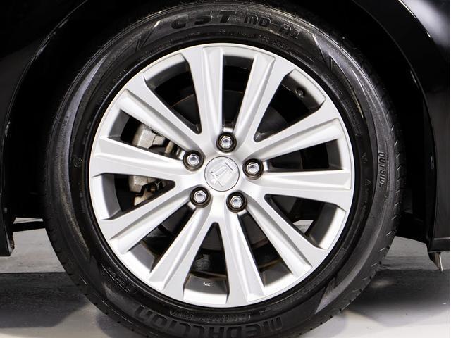 クラウンハイブリッド ロイヤルサルーンG (禁煙車)(パノラミックビューモニター)(フラクセン本革シート)(衝突軽減ブレーキ)(踏み間違い防止機能)レーダークルーズ アダプティブハイビーム 記録簿8枚 Bluetooth対応 エアシート(31枚目)