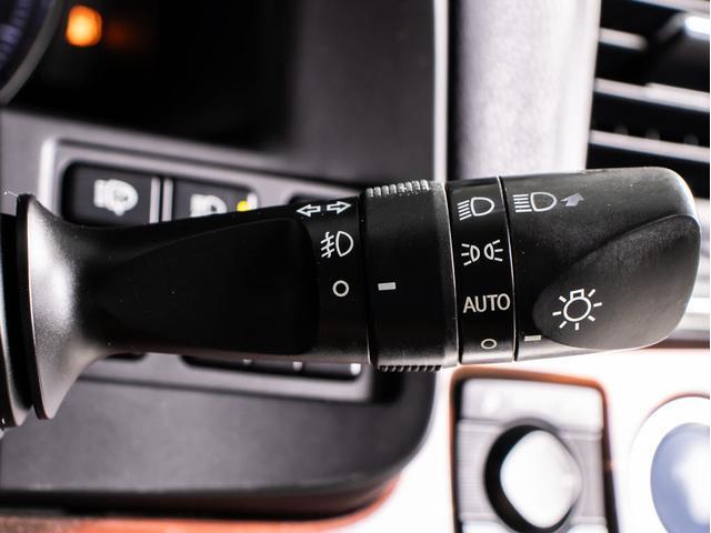 クラウンハイブリッド ロイヤルサルーンG (禁煙車)(パノラミックビューモニター)(フラクセン本革シート)(衝突軽減ブレーキ)(踏み間違い防止機能)レーダークルーズ アダプティブハイビーム 記録簿8枚 Bluetooth対応 エアシート(47枚目)