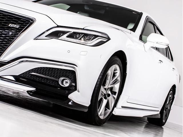 クラウンハイブリッド RSアドバンス (白本革シート)(フルエアロ)(パノラミックビューモニター)(トヨタセーフティパッケージプラス)衝突軽減ブレーキ 踏み間違い防止機能 車線逸脱抑制LTA シーケンシャルウィンカー(16枚目)