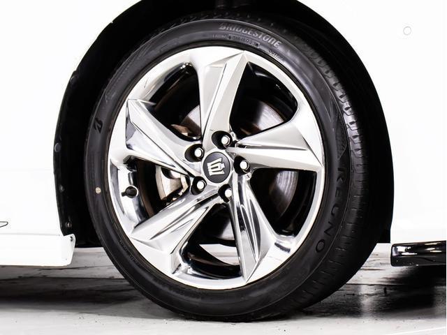 クラウンハイブリッド RSアドバンス (白本革シート)(フルエアロ)(パノラミックビューモニター)(トヨタセーフティパッケージプラス)衝突軽減ブレーキ 踏み間違い防止機能 車線逸脱抑制LTA シーケンシャルウィンカー(18枚目)