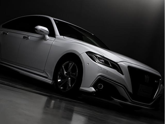 クラウンハイブリッド RSアドバンス (白本革シート)(フルエアロ)(パノラミックビューモニター)(トヨタセーフティパッケージプラス)衝突軽減ブレーキ 踏み間違い防止機能 車線逸脱抑制LTA シーケンシャルウィンカー(25枚目)