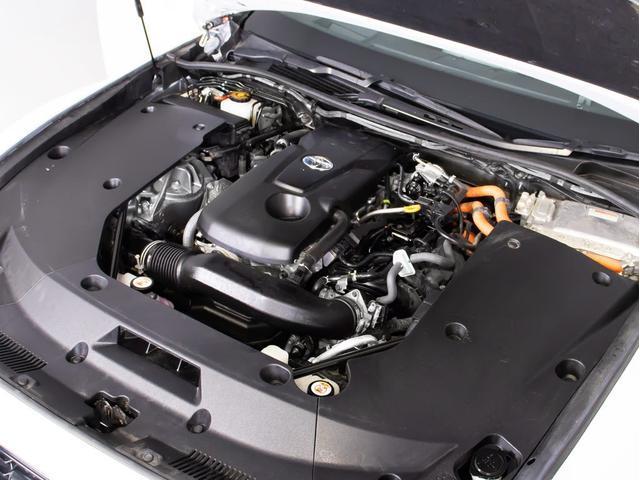 クラウンハイブリッド RSアドバンス (白本革シート)(フルエアロ)(パノラミックビューモニター)(トヨタセーフティパッケージプラス)衝突軽減ブレーキ 踏み間違い防止機能 車線逸脱抑制LTA シーケンシャルウィンカー(27枚目)