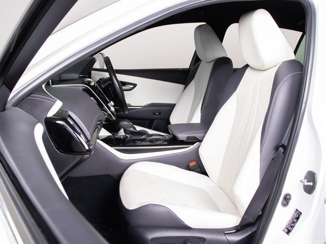 クラウンハイブリッド RSアドバンス (白本革シート)(フルエアロ)(パノラミックビューモニター)(トヨタセーフティパッケージプラス)衝突軽減ブレーキ 踏み間違い防止機能 車線逸脱抑制LTA シーケンシャルウィンカー(32枚目)