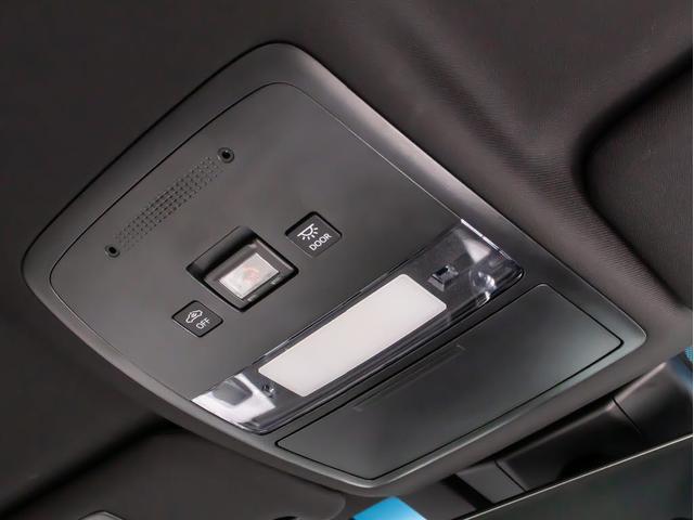 クラウンハイブリッド RSアドバンス (白本革シート)(フルエアロ)(パノラミックビューモニター)(トヨタセーフティパッケージプラス)衝突軽減ブレーキ 踏み間違い防止機能 車線逸脱抑制LTA シーケンシャルウィンカー(43枚目)