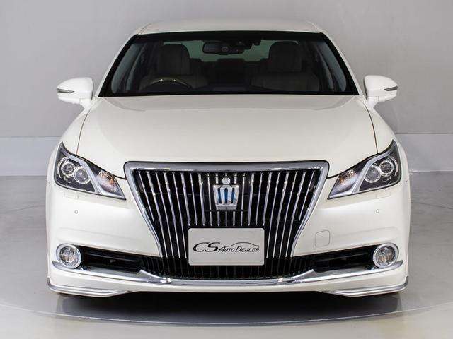 クラウンマジェスタ Ｆバージョン　Ｊ－フロンティア　後期型（ワンオーナー）（オプション１８インチアルミ）（専用コンビレザーシート）（モデリスタ）（セーフティセンス）衝突軽減　踏み間違い防止　車線逸脱抑制ＬＤＡ　レーダークルーズ　アダプティブハイビーム（10枚目）