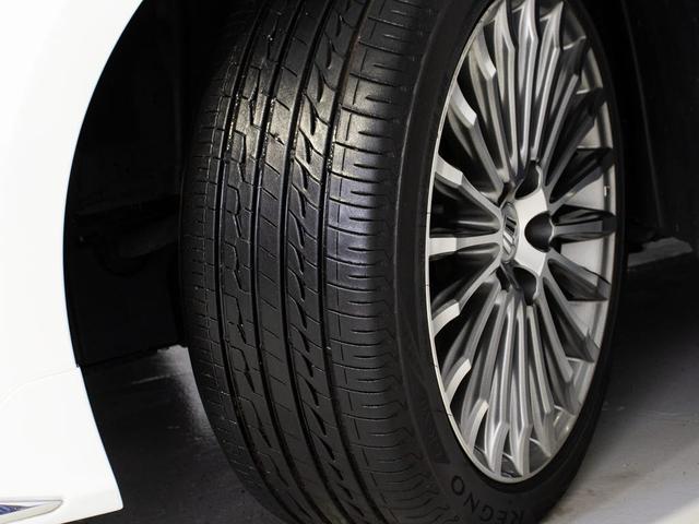 クラウンマジェスタ Ｆバージョン　Ｊ－フロンティア　後期型（ワンオーナー）（オプション１８インチアルミ）（専用コンビレザーシート）（モデリスタ）（セーフティセンス）衝突軽減　踏み間違い防止　車線逸脱抑制ＬＤＡ　レーダークルーズ　アダプティブハイビーム（26枚目）