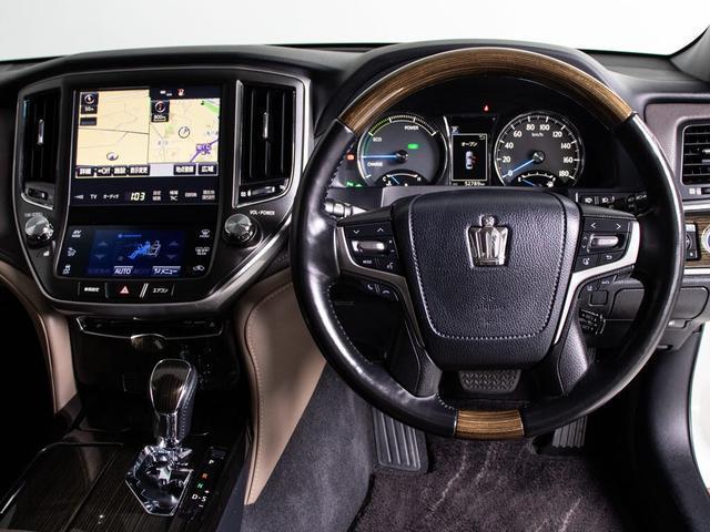 クラウンマジェスタ Ｆバージョン　Ｊ－フロンティア　後期型（ワンオーナー）（オプション１８インチアルミ）（専用コンビレザーシート）（モデリスタ）（セーフティセンス）衝突軽減　踏み間違い防止　車線逸脱抑制ＬＤＡ　レーダークルーズ　アダプティブハイビーム（30枚目）