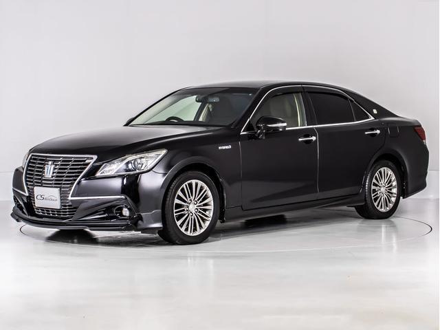 クラウンハイブリッド ロイヤルサルーンＧ　（禁煙車）（トヨタプレミアムサウンド）（オプション１７インチアルミ）（フルエアロ）アダプティブハイビーム　イージークローザー　後席ＶＩＰ　Ｂｌｕｅｔｏｏｔｈ対応　レギュラーガソリン仕様　ＨＤＤマルチ（13枚目）