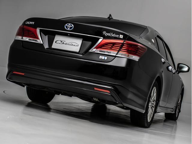 クラウンハイブリッド ロイヤルサルーンＧ　（禁煙車）（トヨタプレミアムサウンド）（オプション１７インチアルミ）（フルエアロ）アダプティブハイビーム　イージークローザー　後席ＶＩＰ　Ｂｌｕｅｔｏｏｔｈ対応　レギュラーガソリン仕様　ＨＤＤマルチ（21枚目）