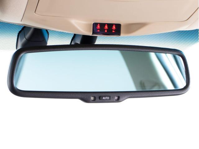 クラウンハイブリッド ロイヤルサルーンＧ　（禁煙車）（トヨタプレミアムサウンド）（オプション１７インチアルミ）（フルエアロ）アダプティブハイビーム　イージークローザー　後席ＶＩＰ　Ｂｌｕｅｔｏｏｔｈ対応　レギュラーガソリン仕様　ＨＤＤマルチ（43枚目）