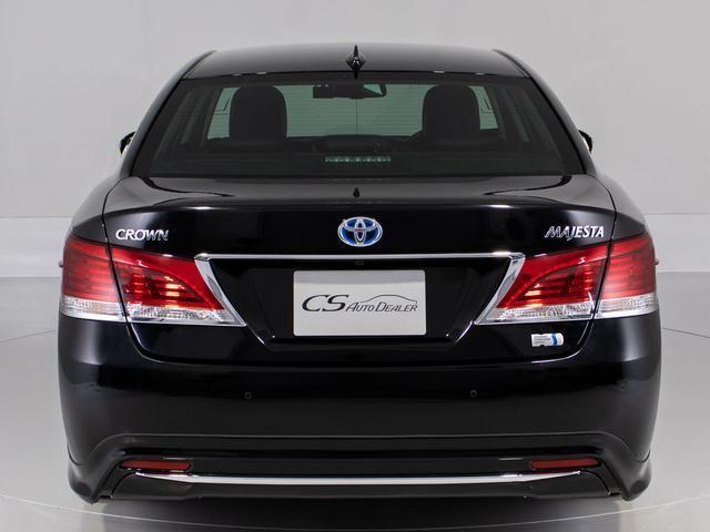 クラウンマジェスタ Ｆバージョン　後期型（禁煙車）（黒本革シート）（オプション１８インチアルミ）（新品タイヤ）（フルエアロ）（点検記録簿９枚）衝突軽減ブレーキ　踏み間違い防止機能　レーダークルーズ　ＢＳＭ　アダプティブハイビーム（12枚目）