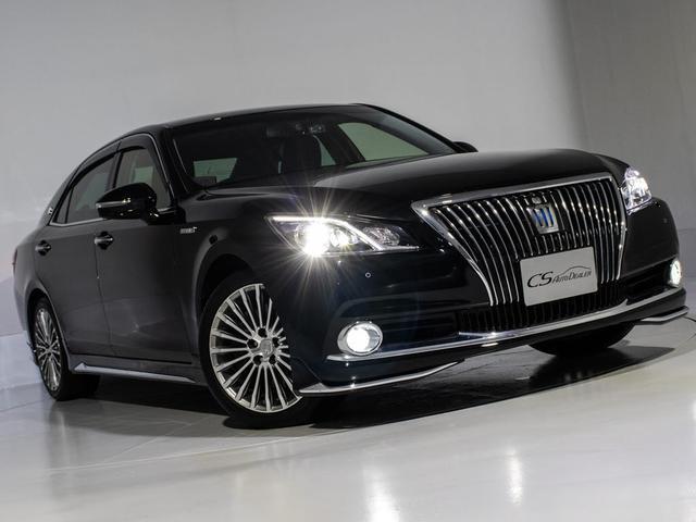 クラウンマジェスタ Ｆバージョン　後期型（禁煙車）（黒本革シート）（オプション１８インチアルミ）（新品タイヤ）（フルエアロ）（点検記録簿９枚）衝突軽減ブレーキ　踏み間違い防止機能　レーダークルーズ　ＢＳＭ　アダプティブハイビーム（16枚目）