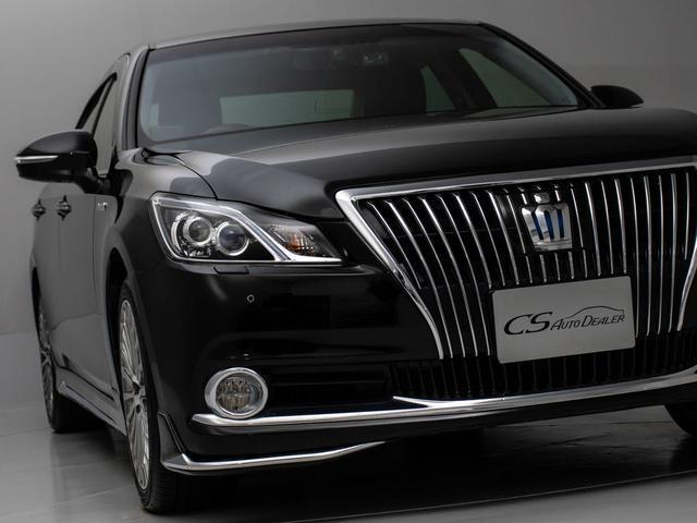 クラウンマジェスタ Ｆバージョン　後期型（禁煙車）（黒本革シート）（オプション１８インチアルミ）（新品タイヤ）（フルエアロ）（点検記録簿９枚）衝突軽減ブレーキ　踏み間違い防止機能　レーダークルーズ　ＢＳＭ　アダプティブハイビーム（22枚目）