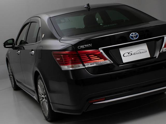 クラウンマジェスタ Ｆバージョン　後期型（禁煙車）（黒本革シート）（オプション１８インチアルミ）（新品タイヤ）（フルエアロ）（点検記録簿９枚）衝突軽減ブレーキ　踏み間違い防止機能　レーダークルーズ　ＢＳＭ　アダプティブハイビーム（23枚目）