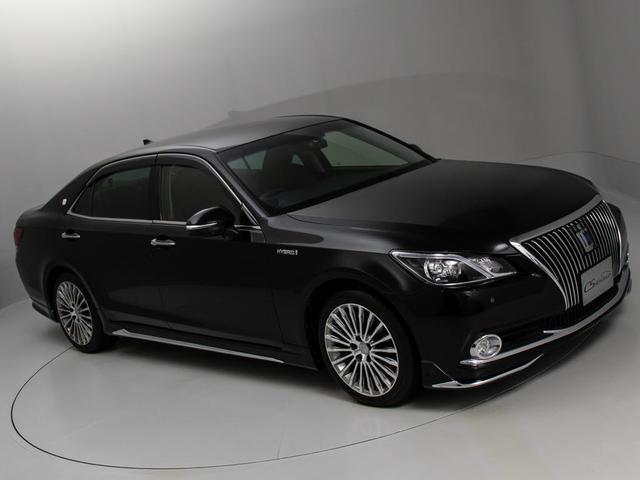 クラウンマジェスタ Ｆバージョン　後期型（禁煙車）（黒本革シート）（オプション１８インチアルミ）（新品タイヤ）（フルエアロ）（点検記録簿９枚）衝突軽減ブレーキ　踏み間違い防止機能　レーダークルーズ　ＢＳＭ　アダプティブハイビーム（25枚目）