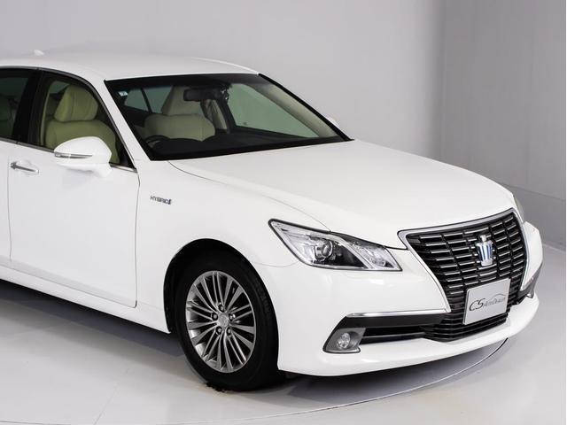 クラウンハイブリッド ロイヤルサルーンG (ベージュ本革シート)(オプション17インチアルミ) アダプティブハイビーム シートメモリー シート&ステアリングヒーター Bluetooth レギュラーガソリン仕様 HDDマルチ(5枚目)